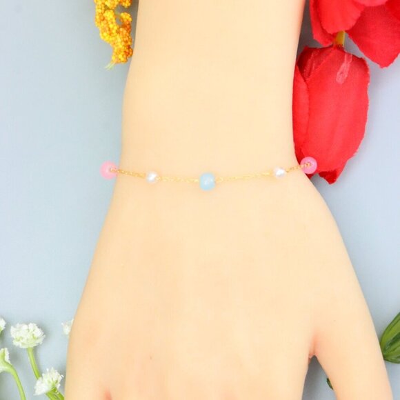 "Elegant & Trendy Bracelet, A Perfect Gift for Women, Thoughtful, EVCH1299 - Picture 3 of 9